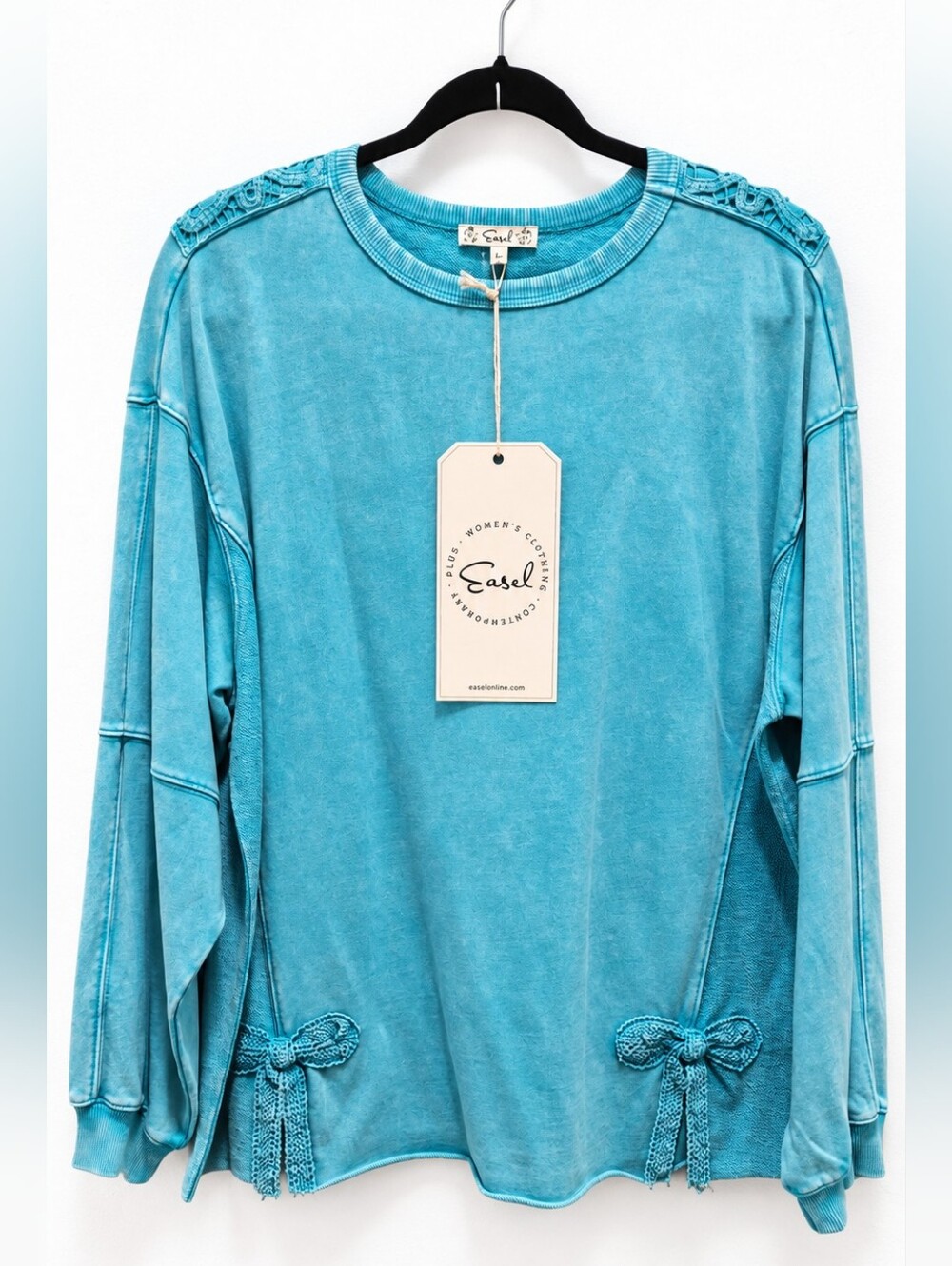 Easel Mineral Wash Crochet Bow Detail Sweatshirt – Size Small Oversized NWT